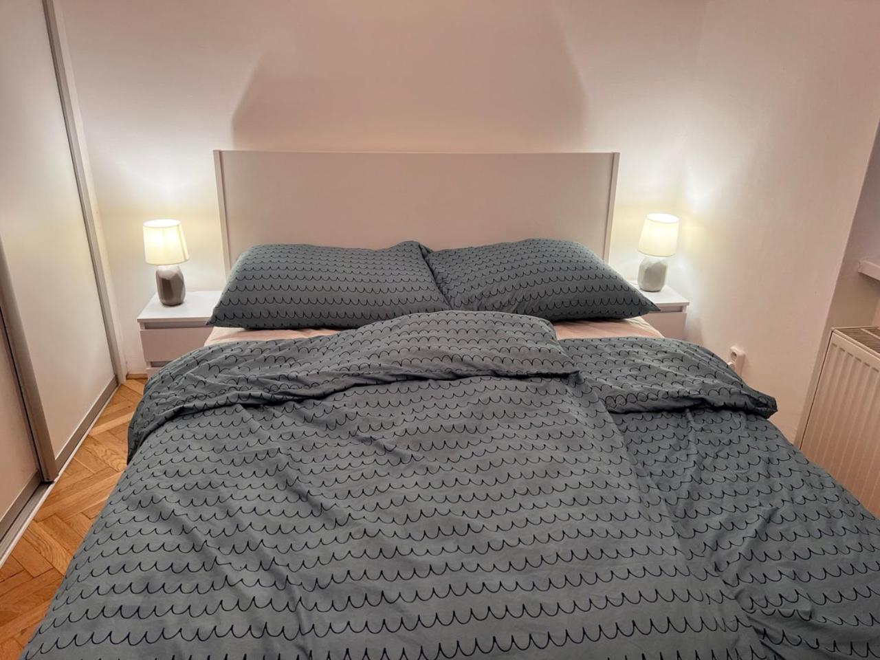 Stylish Flat In City Centre Bratislava Buitenkant foto
